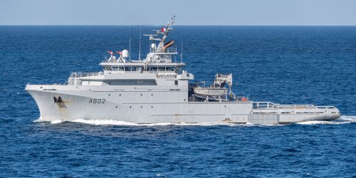 Mardi 23 février 2021, le PHA Tonnerre et la FLF  Surcouf, accompagnés depuis Toulon par le bâtiment de soutien et d'assistance métropolitain Loire jusqu'au passage du Canal de Suez, rencontrent les bâtiments de l'opération EUNAVFORMED IRINI qui applique l'embargo sur les armes en Libye imposé par l'ONU. Etaient présents l'aviso PM L'Her, la frégate italienne Comandante Borsini et la frégate grecque Aegeon.

Du 18 février au 14 juillet, le porte-hélicoptères amphibie Tonnerre et la frégate type La Fayette Surcouf sont déployés de la Méditerranée à l’Asie-Pacifique dans le cadre de la mission Jeanne d’Arc 2021 (JDA 2021). Cette mission, avant tout opérationnelle, s’inscrit notamment dans le cadre de la stratégie de défense française en Indopacifique, réaffirmant ainsi l’intérêt de la France pour cette zone, avec des activités de coopération bilatérales avec les forces japonaises, américaines, australiennes, indiennes...
La mission se caractérise également par son volet instruction, puisqu’elle permet aux officiers-élèves de la promotion 2021 de L’École d’Application des Officiers de Marine (EAOM) d’effectuer leur premier déploiement opérationnel.